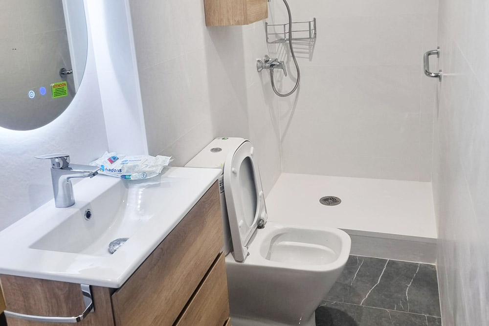 Reforma baño pequeño Barcelona